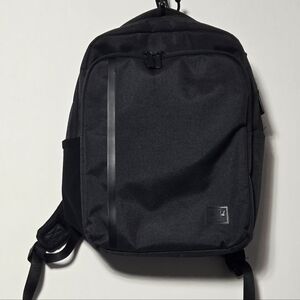 Herschel Supply Company Tech Daypack Black Mid Level